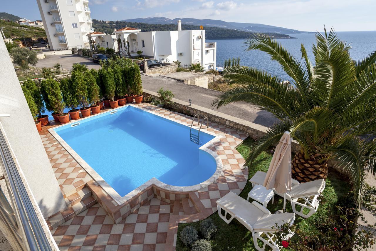 Royal Villas Dobra Voda Exterior photo